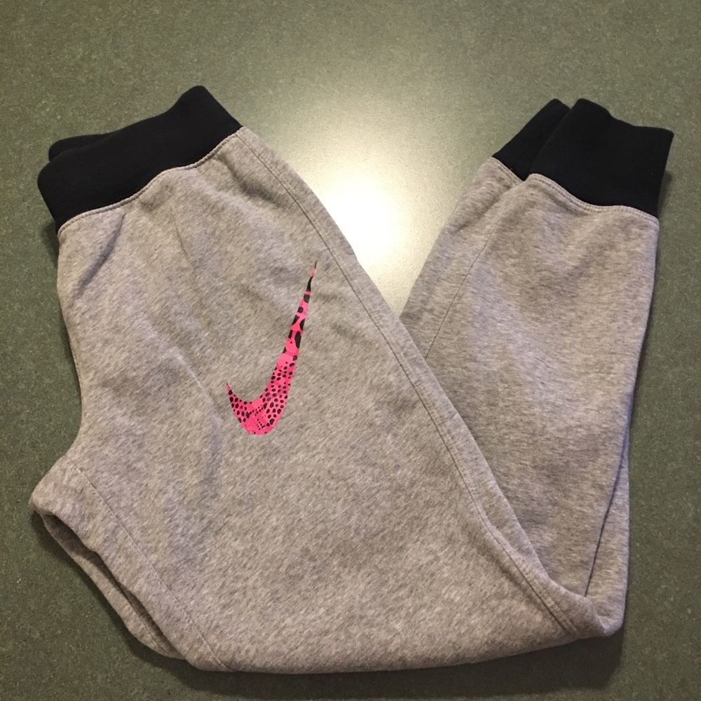 Girls Nike Joggers